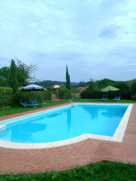 Affittacamere Casa ai Carfini Poggibonsi Esterno foto