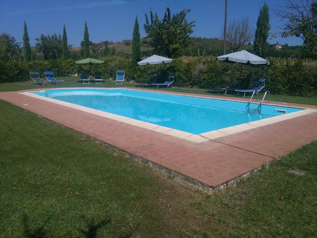 Affittacamere Casa ai Carfini Poggibonsi Esterno foto
