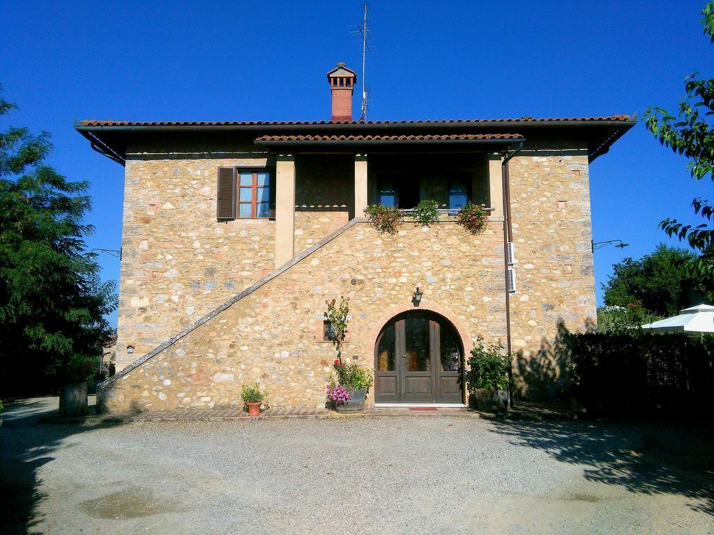 Affittacamere Casa ai Carfini Poggibonsi Esterno foto